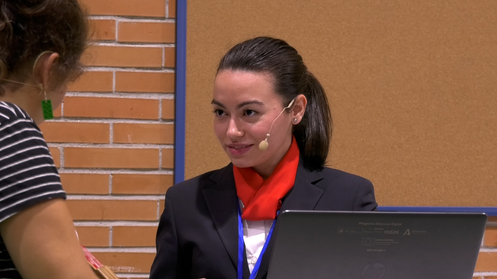 01090010.MP4.13_32_47_16.Imagen fija001